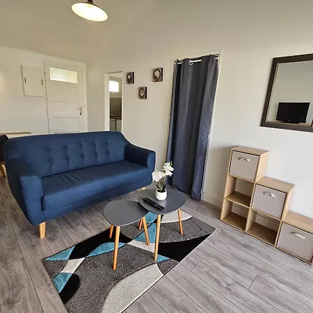 Prázdninový dům Cosy 2 Pers. Pres Des Plages Et Du Marais Poitevin, Avec Terrasse Couverte - Inclus - Fr-1-426-550